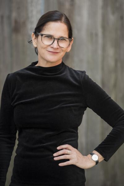 Kama Maclean